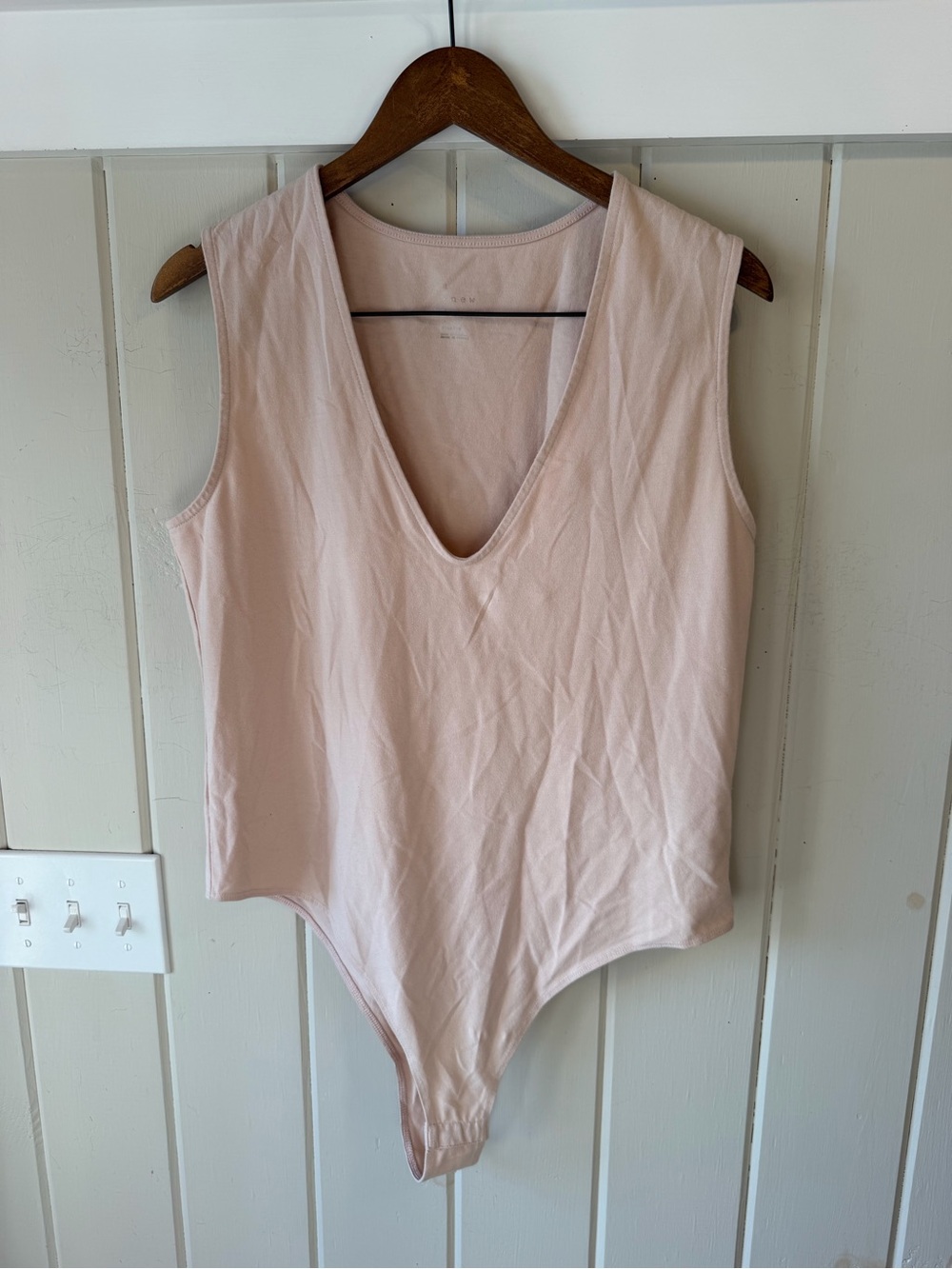 a new day Sleeveless V-Neck Bodysuit in Cream/Tan, Size XL, NWOT